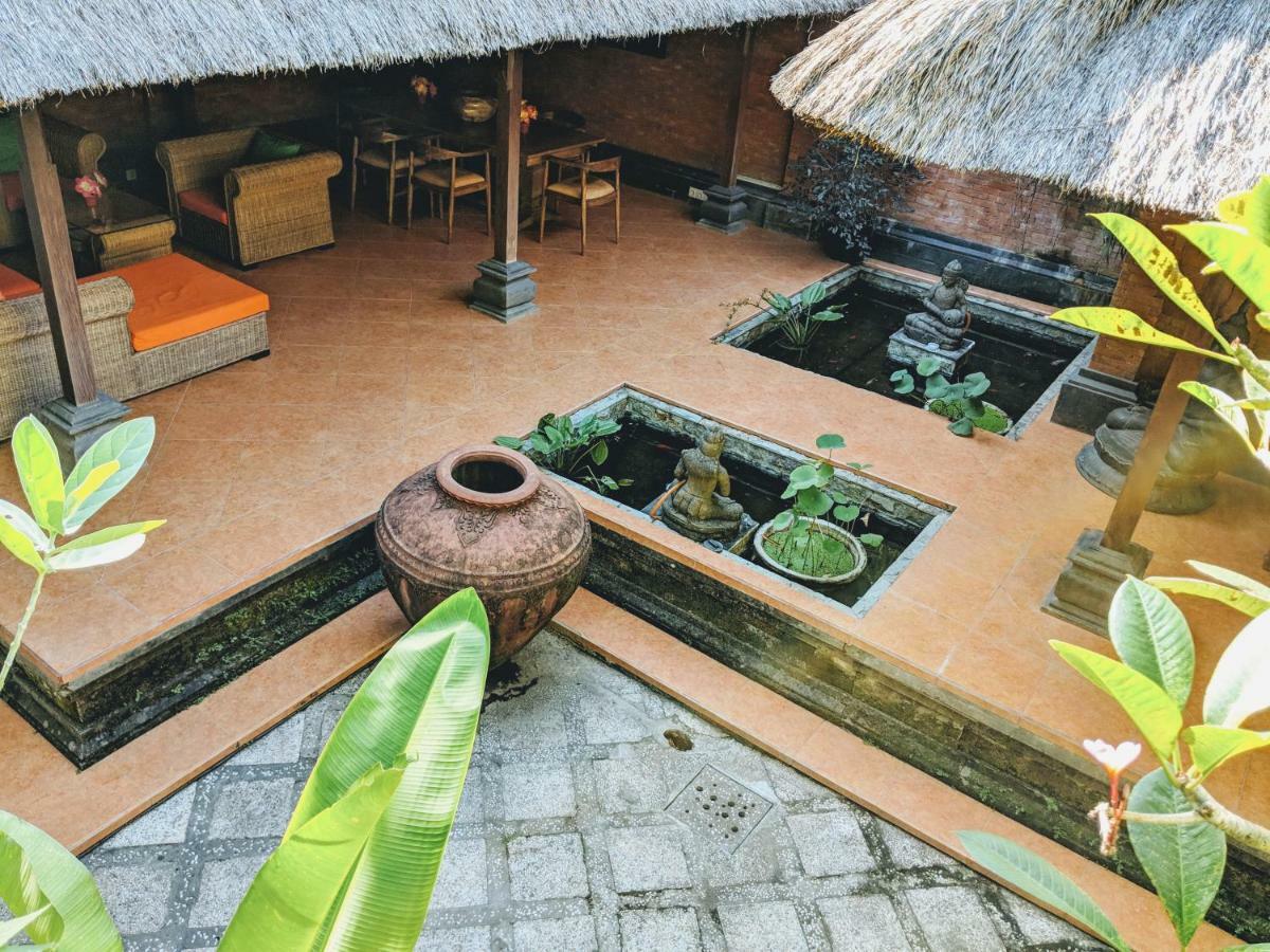 The Laras Villa Jimbaran Exterior foto