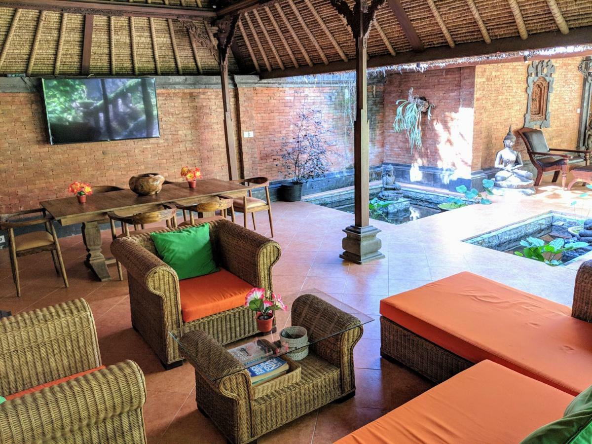 The Laras Villa Jimbaran Exterior foto