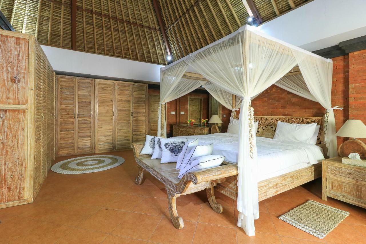 The Laras Villa Jimbaran Exterior foto